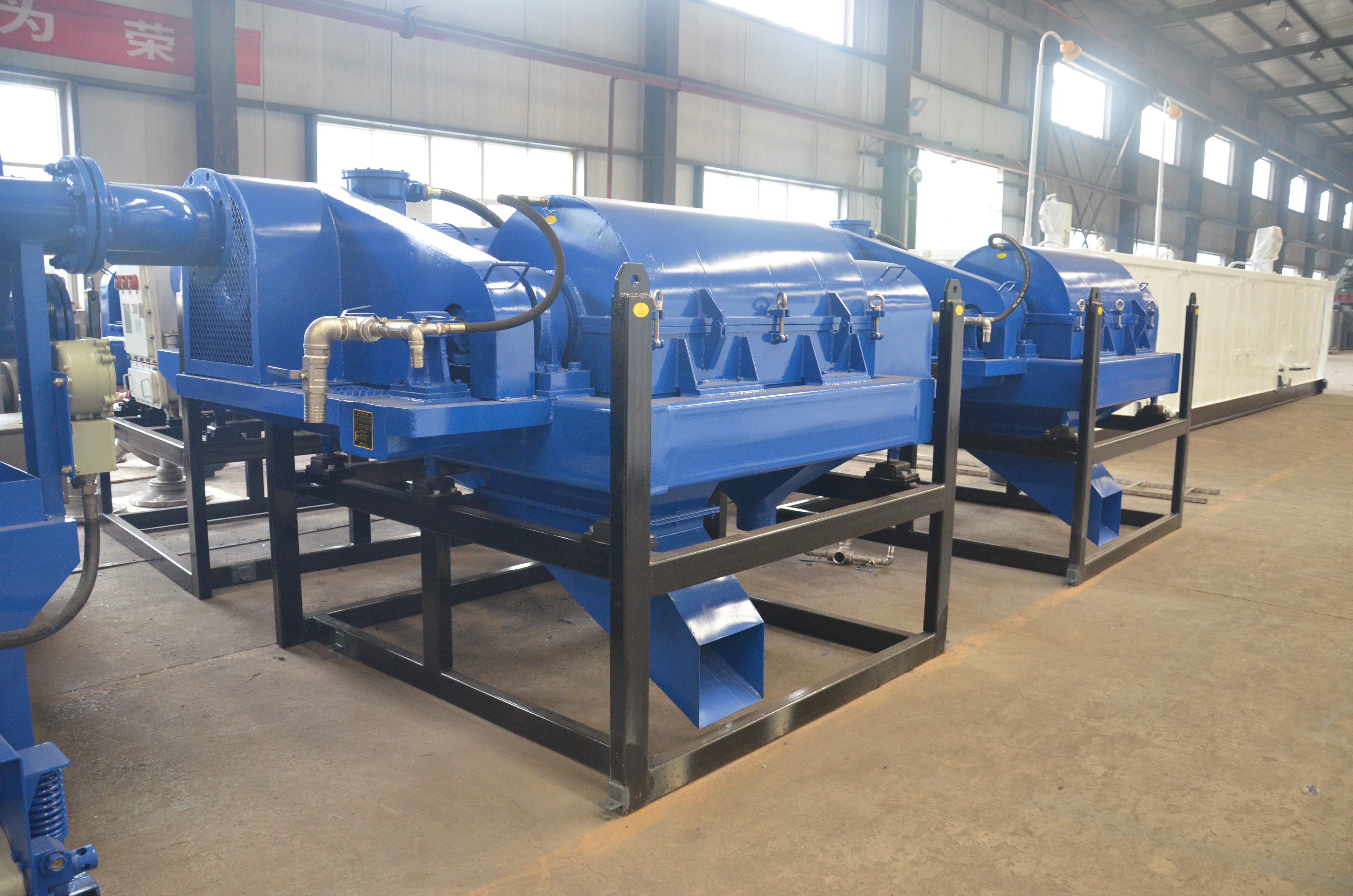 鉆井液離心機(jī)是固液分離專用設(shè)備