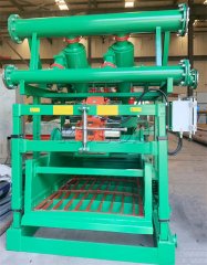 西安科迅MD210型鉆井液清潔器設(shè)備發(fā)往國(guó)內(nèi)某油田鉆井項(xiàng)目現(xiàn)場(chǎng)