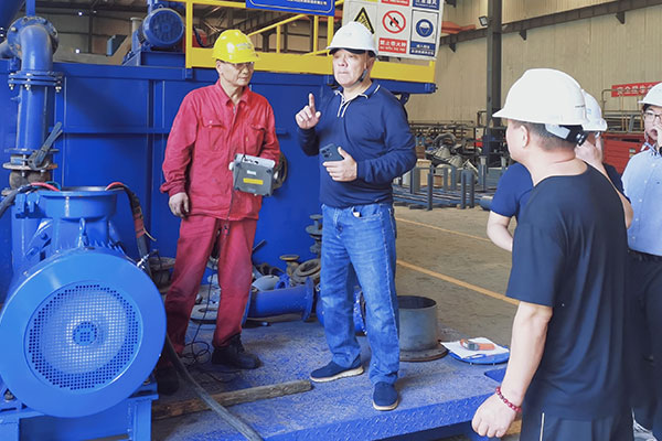 科迅110臺(tái)泥漿攪拌器及砂泵設(shè)備開(kāi)啟交付